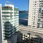 Curta! |132| Fino Ap Frente Mar 3 Quartos