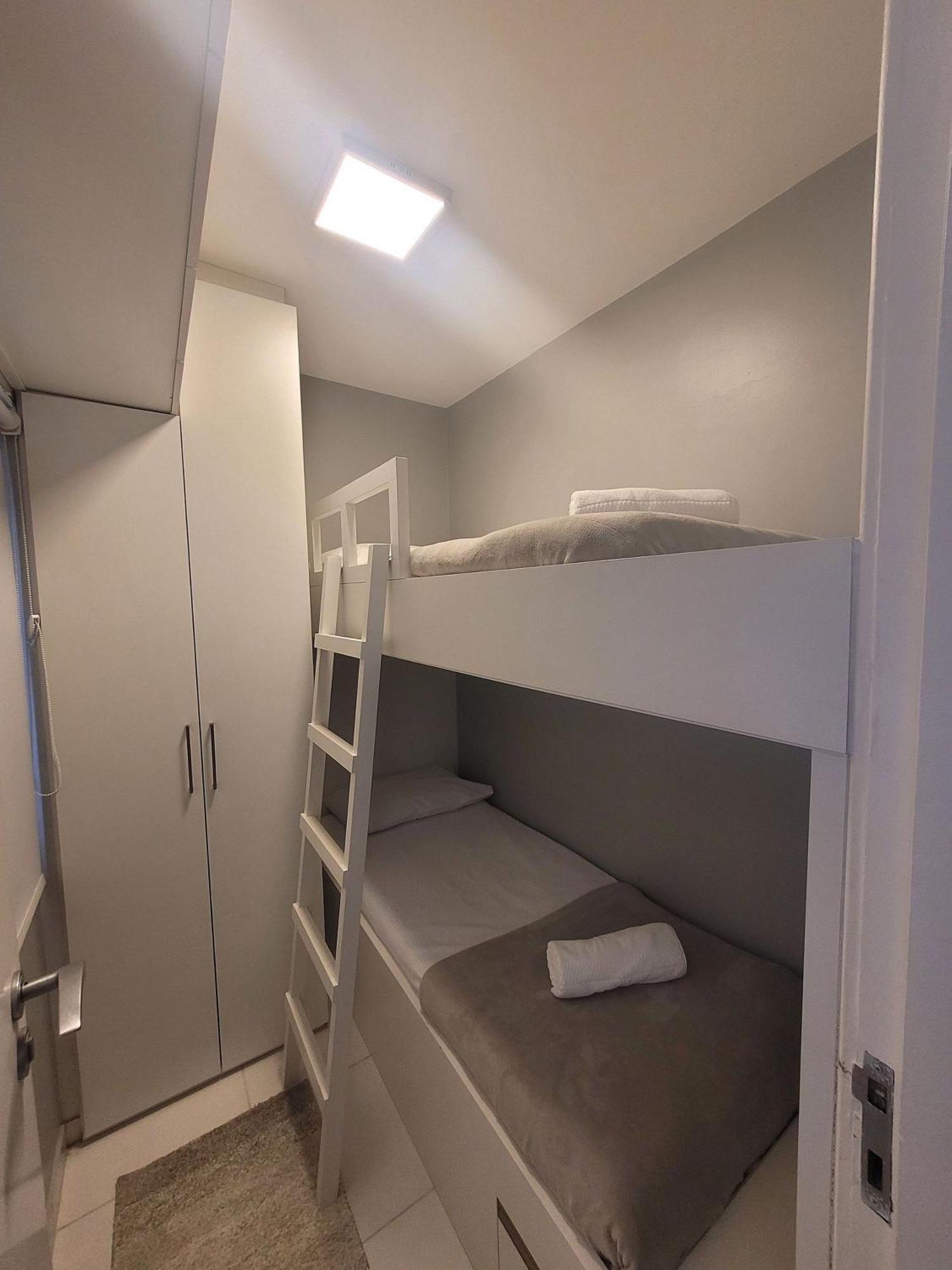 Apartamento Curta! |132| Fino Ap Frente Mar 3 Quartos